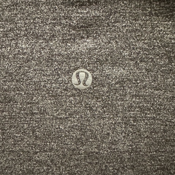 Men’s Lululemon pullover - Picture 4 of 4